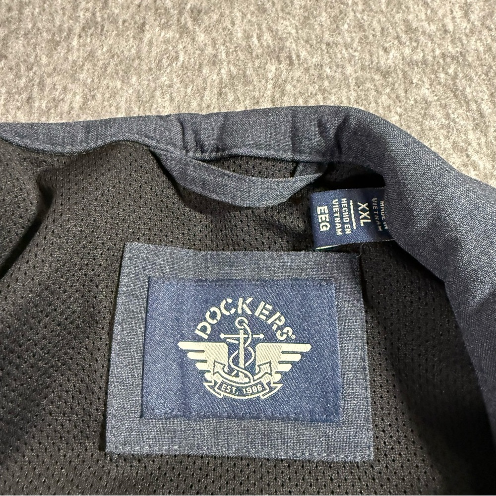 Men’s Dockers Rain Resistant Fleece Lined Jacket - Picture 2 of 11